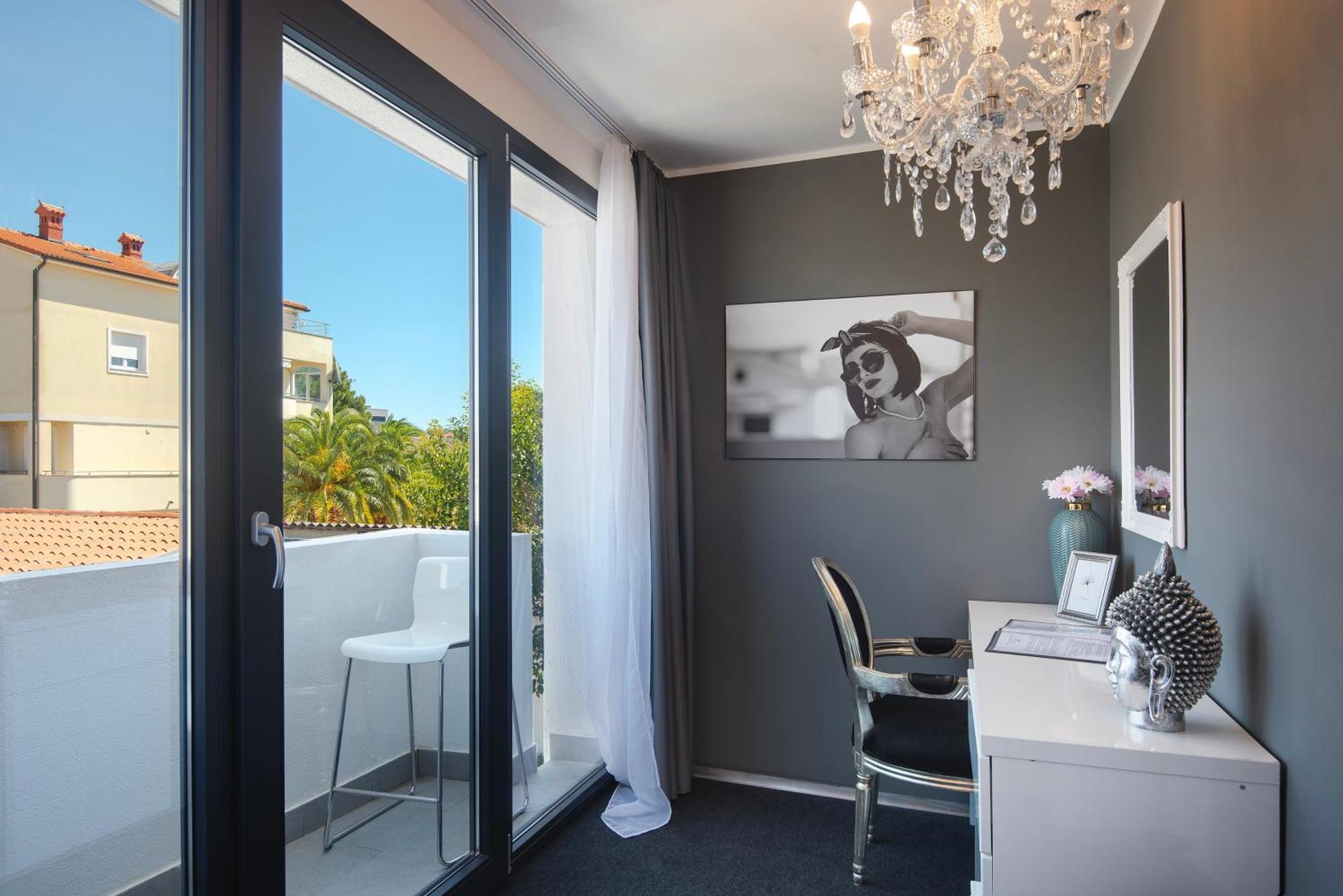 Boutique Hotel Chevalier By Bura Hotels - Adults Only Medolino Esterno foto