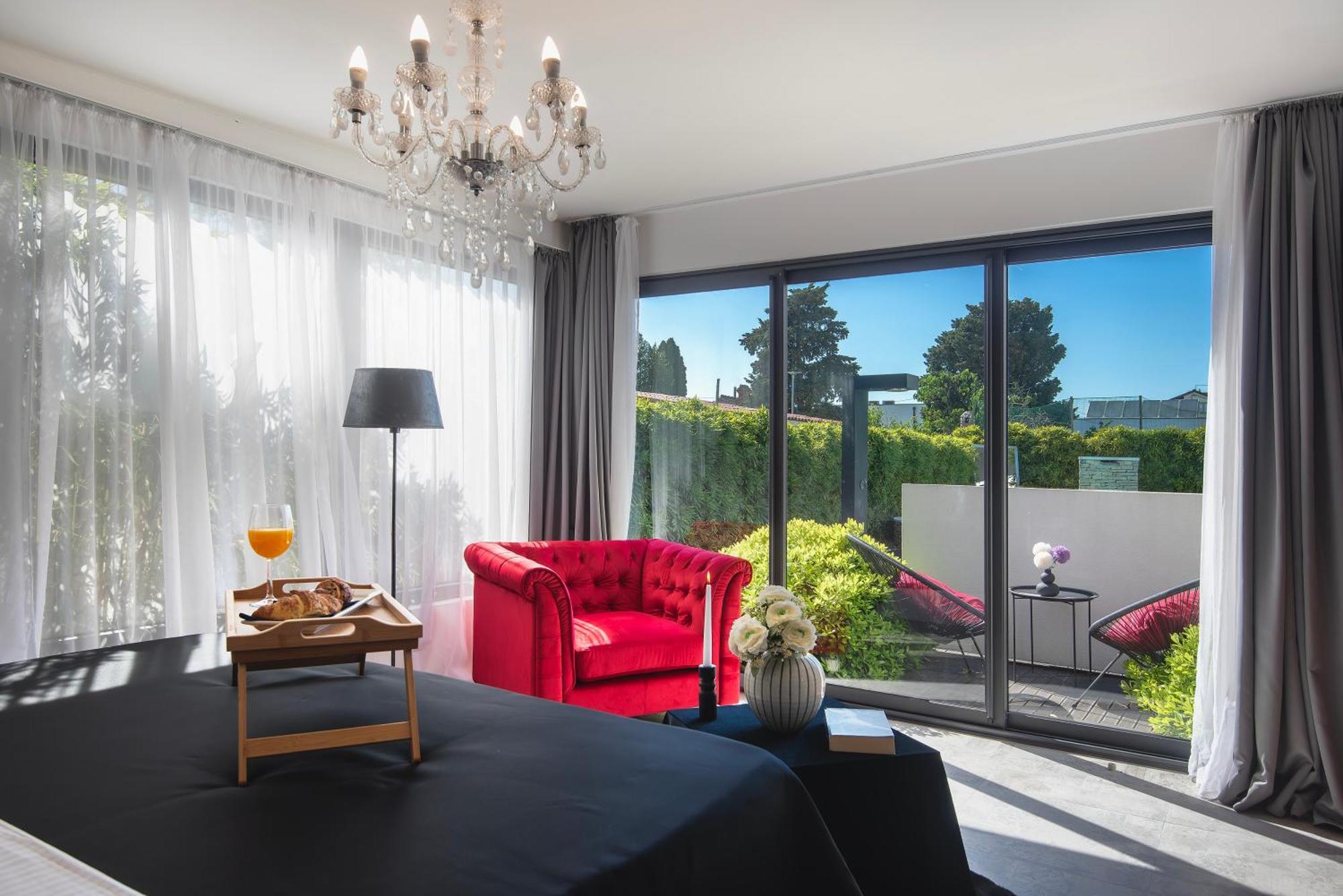 Boutique Hotel Chevalier By Bura Hotels - Adults Only Medolino Esterno foto