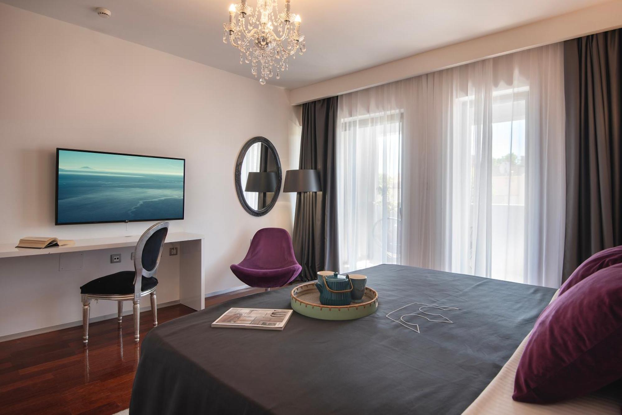 Boutique Hotel Chevalier By Bura Hotels - Adults Only Medolino Esterno foto