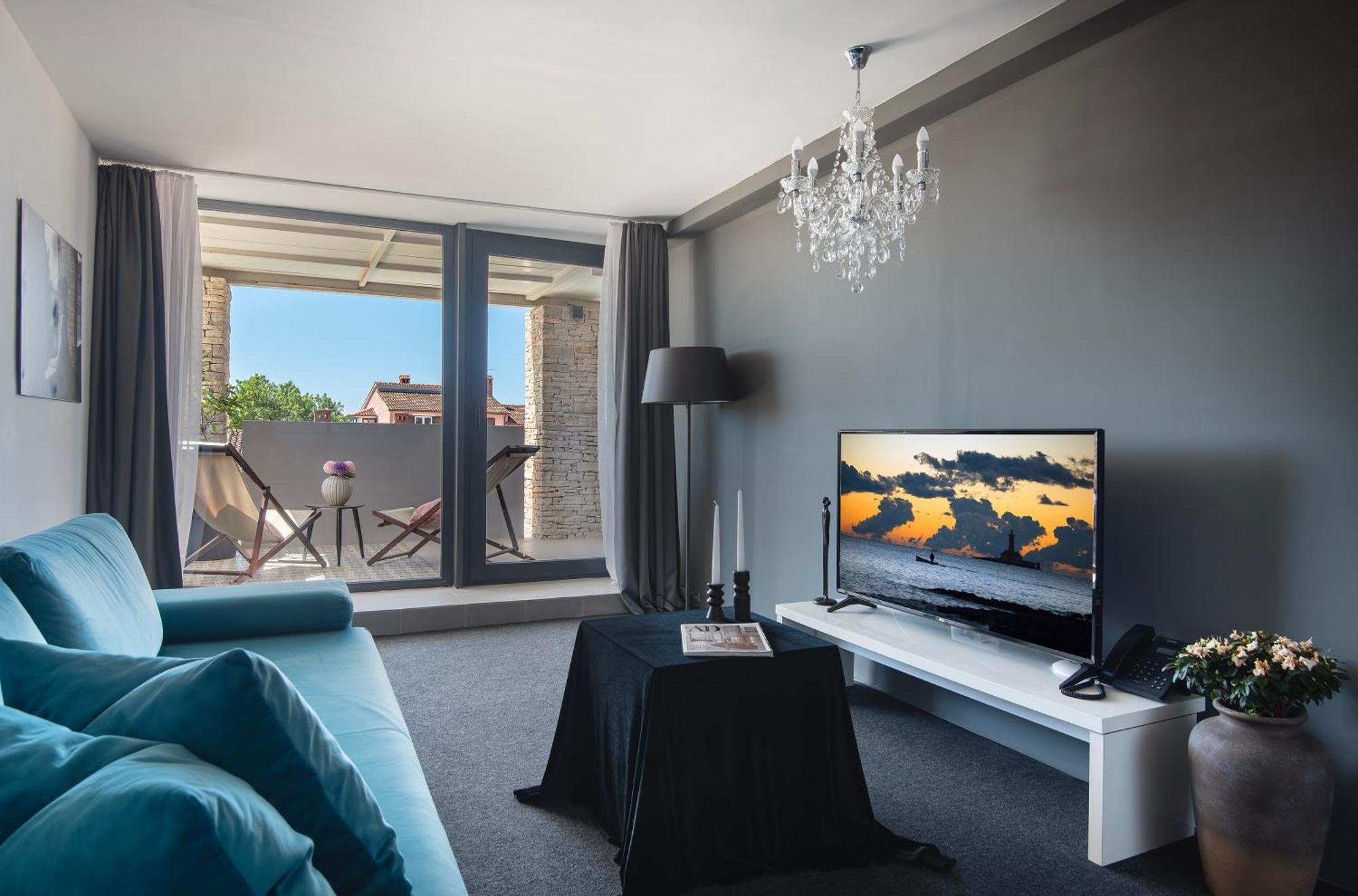 Boutique Hotel Chevalier By Bura Hotels - Adults Only Medolino Esterno foto