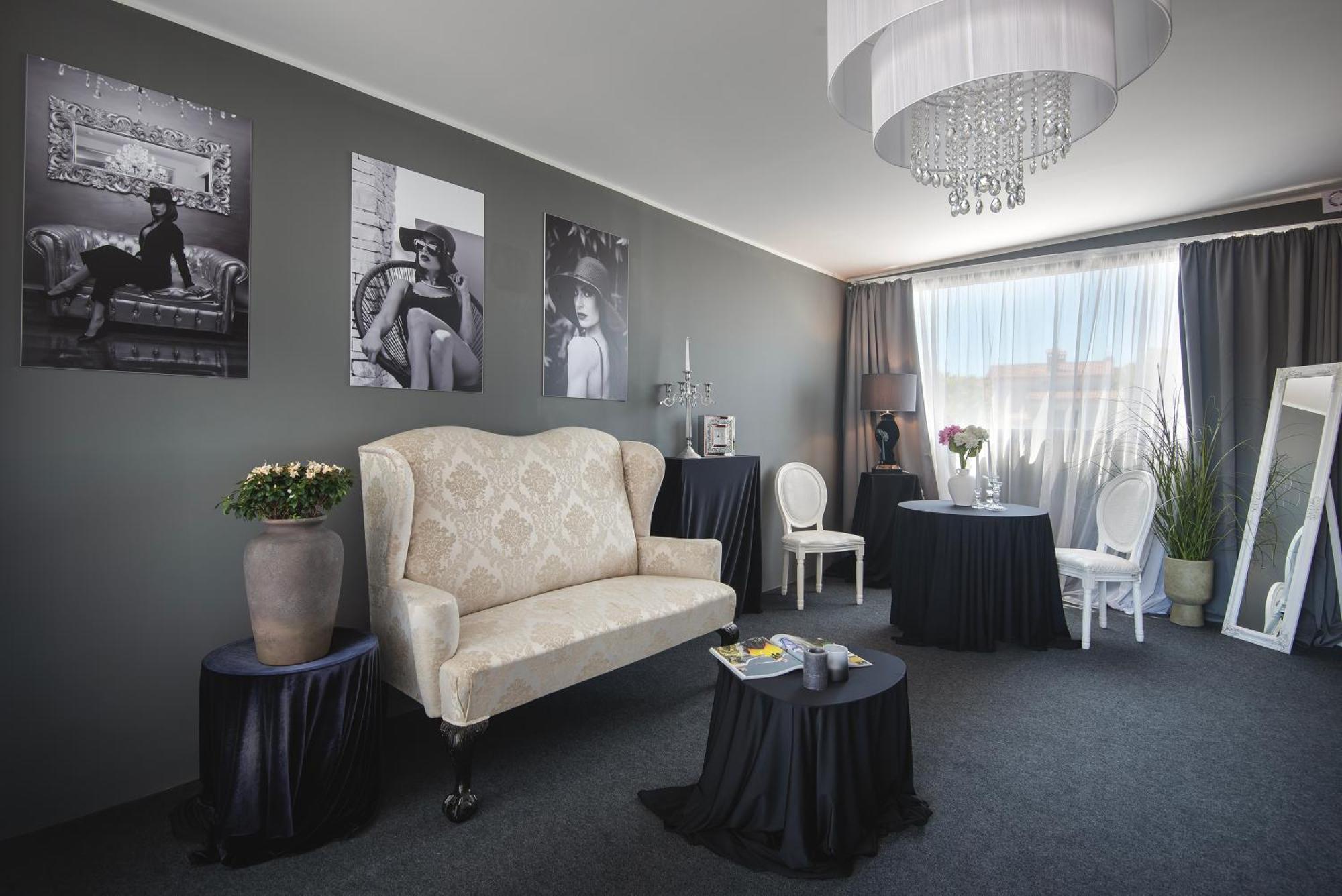 Boutique Hotel Chevalier By Bura Hotels - Adults Only Medolino Esterno foto