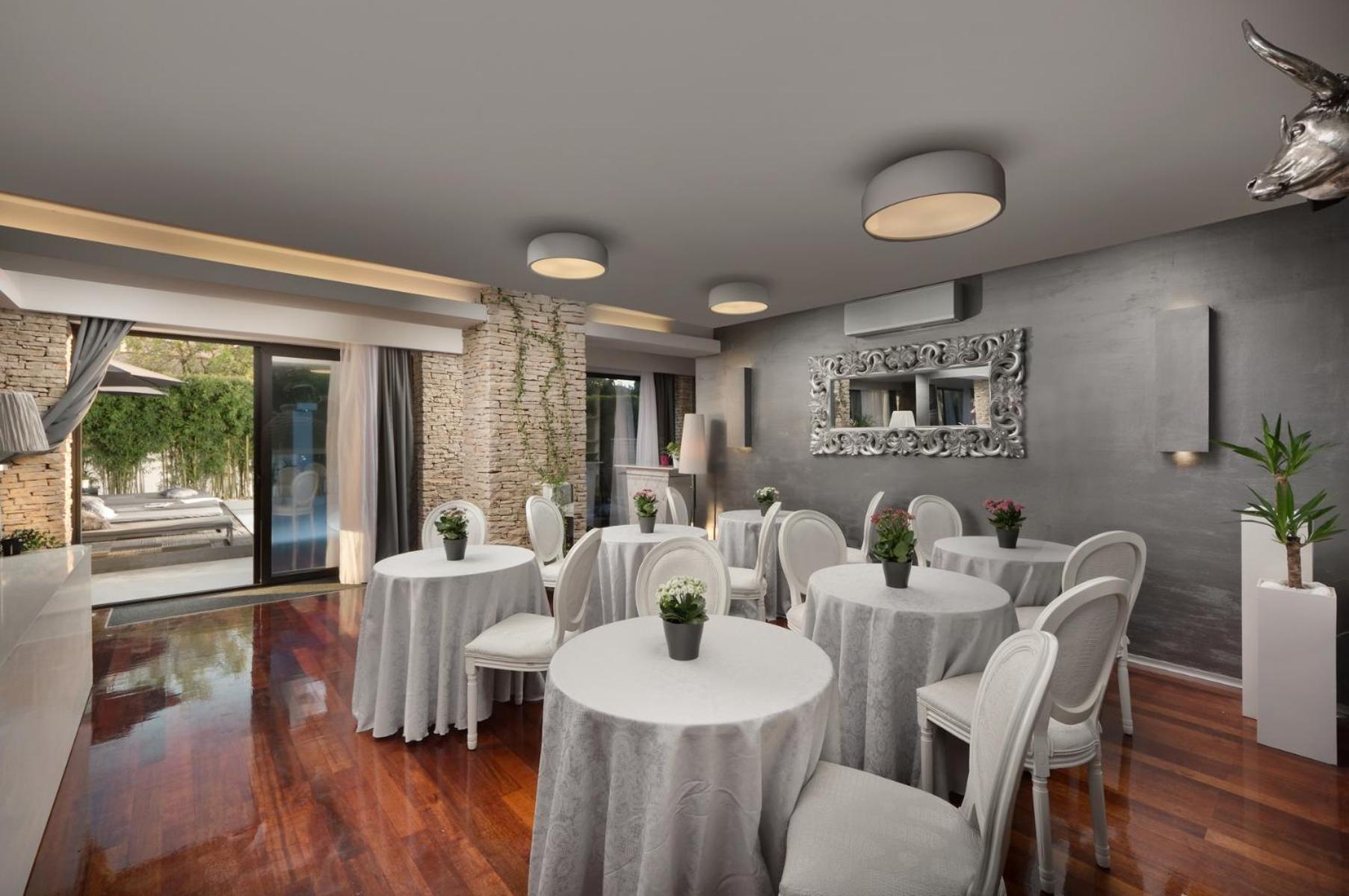 Boutique Hotel Chevalier By Bura Hotels - Adults Only Medolino Esterno foto