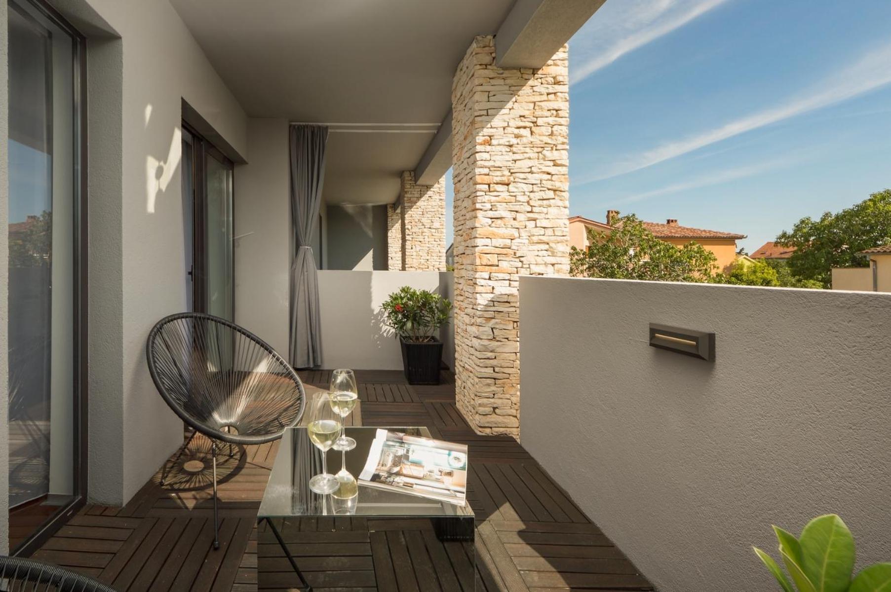 Boutique Hotel Chevalier By Bura Hotels - Adults Only Medolino Esterno foto