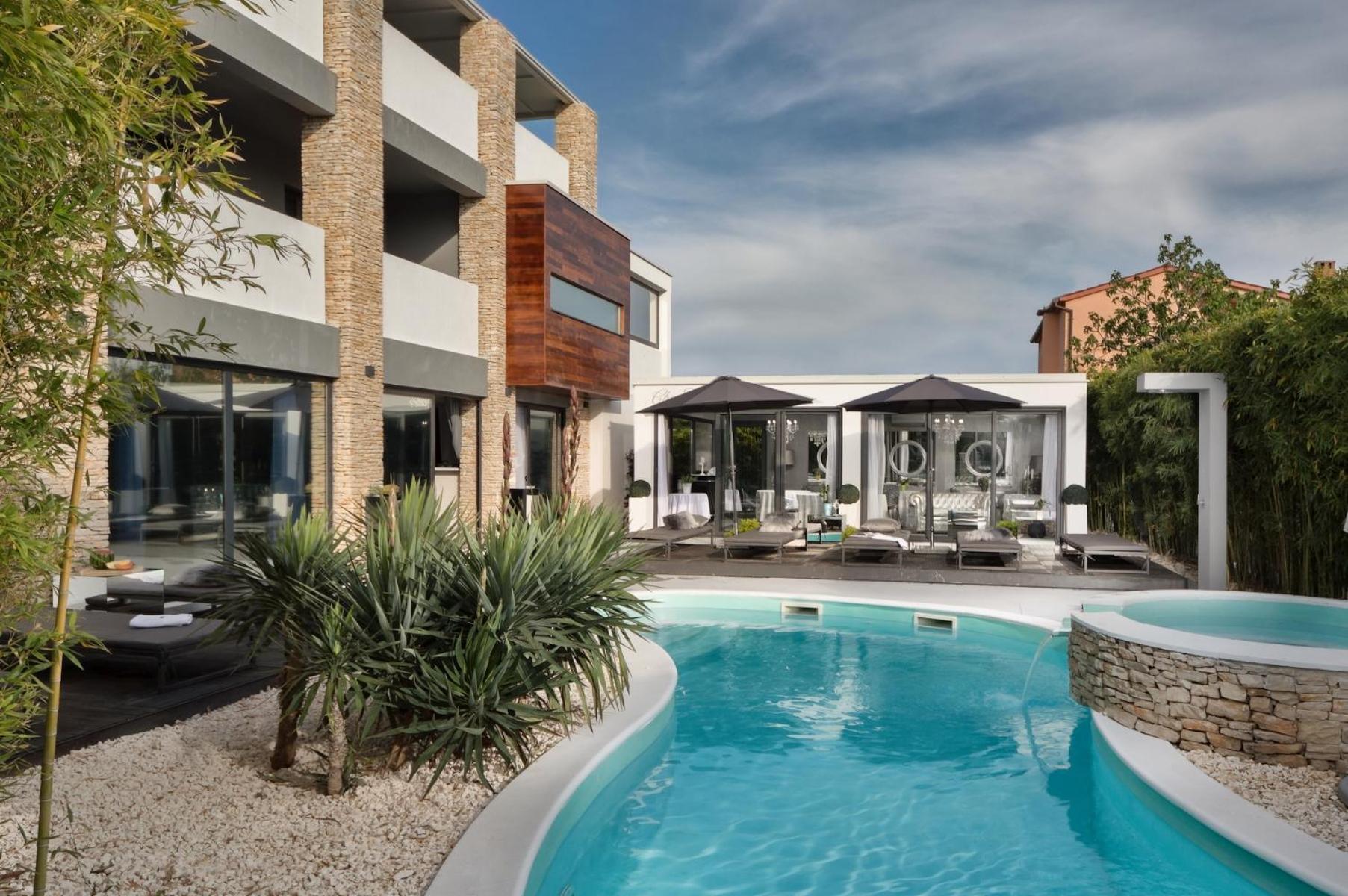 Boutique Hotel Chevalier By Bura Hotels - Adults Only Medolino Esterno foto